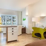 Frigga & Freia Hotel *