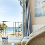 Frigga & Freia Hotel *