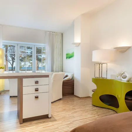 Frigga & Freia Hotel *