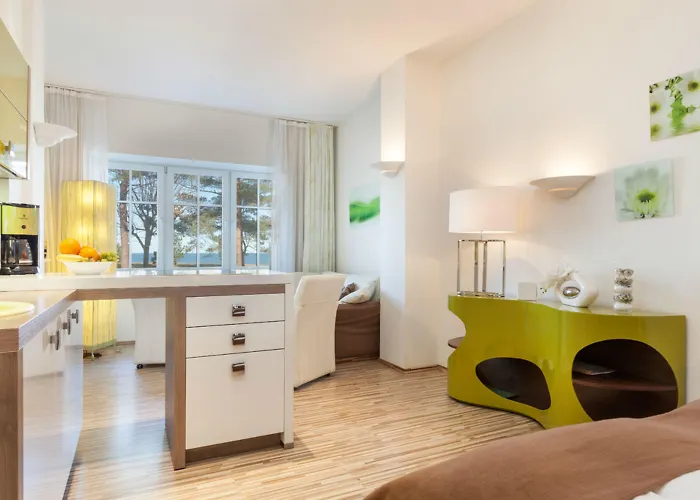 Frigga & Freia Отель *